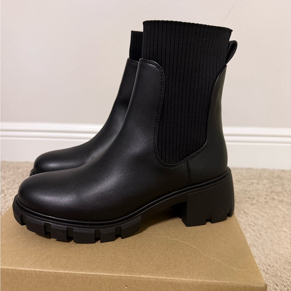 Steve Madden Hutch lug sole boots